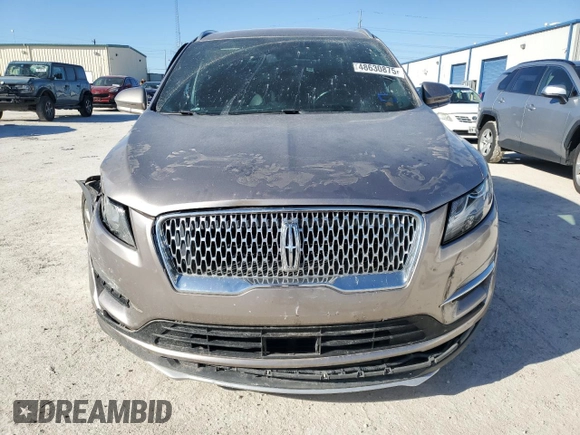 2019 Lincoln MKC Select with VIN 5LMCJ2D96KUL02511, listed as a Copart auction lot 48630875 with 83,635 mi miles and Salvage title. Bid and sale history available at DreamBid. Image 5.