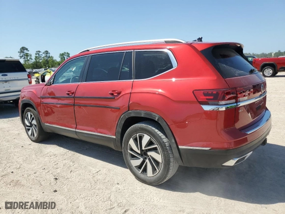 2024 Volkswagen Atlas 2.0T SEL with VIN 1V2BR2CA3RC533646, listed as a Copart auction lot 52700135 with 10,498 mi miles and Salvage Title. Bid and sale history available at carsss.com. Image 2.