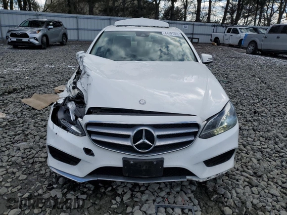 2014 Mercedes-Benz E E 350 Luxury with VIN WDDHF8JB6EA860573, listed as a Copart auction lot 44491065 with 159,916 mi miles and Salvage Title. Bid and sale history available at carsss.com. Image 5.