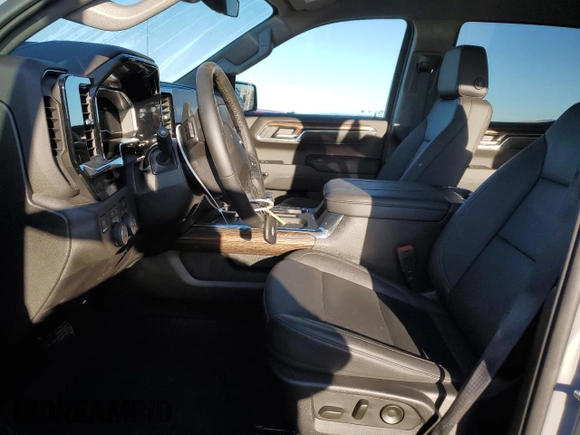 2024 Chevrolet Silverado 1500 RST with VIN 2GCUDEED7R1165236, listed as a Copart auction lot 50582385 with 7,333 mi miles and Salvage Title. Bid and sale history available at DreamBid. Image 7.