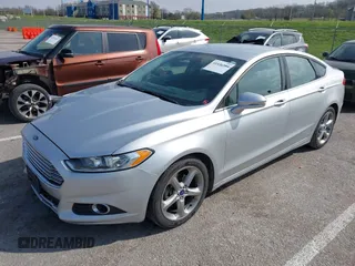2016 Ford Fusion SE with VIN 3FA6P0HDXGR219190, listed as a IAAI auction lot 41936584 with 146,716 mi miles. Bid and sale history available at carsss.com. Image 2.