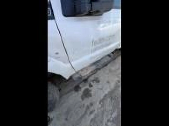 2013 Ford F-250 XL z VIN 1FDBF2B6XDEB43045, wystawiony jako IAAI lot #42621192 z przebiegiem 607 408 mil mil oraz . Historia ofert i sprzedaży dostępna na DreamBid. Obrazek 13.