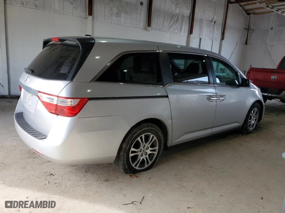 2012 Honda Odyssey EX-L with VIN 5FNRL5H63CB069095, listed as a Copart auction lot 53884155 with 189,922 mi miles and Clean Title. Bid and sale history available at carsss.com. Image 3.