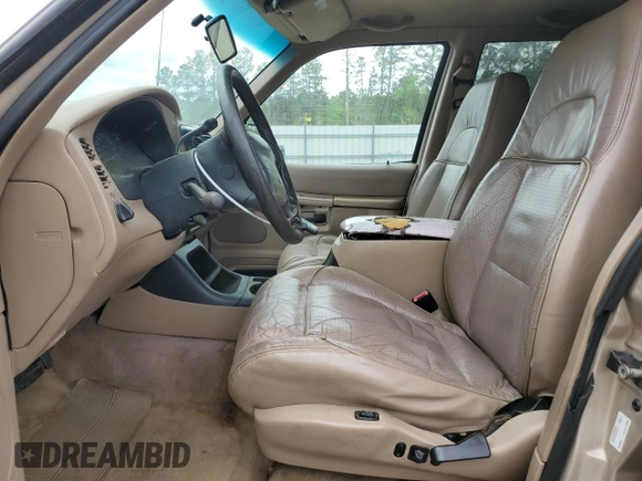 1998 Ford Explorer XL с VIN 1FMZU34E8WUD28654, выставлен на аукционе Copart как лот 50938175 с пробегом 315 748 миль миль и Списание • Salvage title. История ставок и продаж доступна на DreamBid. Изображение 7.