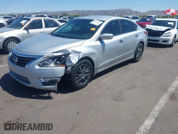 2013 Nissan Altima SV with VIN 1N4AL3AP9DN586463, listed as a IAAI auction lot 42099334 with 181,364 mi miles and . Bid and sale history available at carsss.com. Image 2.