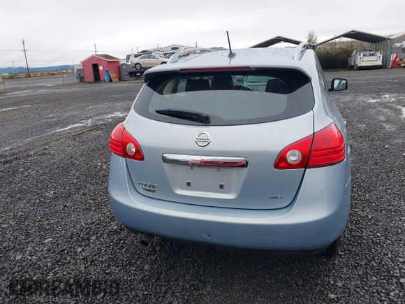 2015 Nissan Rogue S with VIN JN8AS5MV6FW254789, listed as a IAAI auction lot 41783397 with 165,214 mi miles and . Bid and sale history available at DreamBid. Image 16.