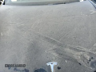 2022 Tesla Model 3 z VIN 5YJ3E1EA8NF147598, wystawiony jako Copart lot #53286125 z przebiegiem Nie podano mil oraz Szkoda całkowita • Salvage title. Historia ofert i sprzedaży dostępna na DreamBid. Obrazek 12.