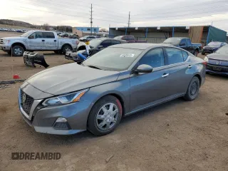 2020 Nissan Altima S with VIN 1N4BL4BV6LC236578, listed as a Copart auction lot 48825645 with 136,267 mi miles and Salvage Title. Bid and sale history available at carsss.com. Image 1.