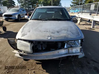2001 Saab 9-3 z VIN YS3DD55H812020786, wystawiony jako Copart lot #72078254 z przebiegiem 222 481 mil mil oraz Szkoda całkowita • Salvage title. Historia ofert i sprzedaży dostępna na DreamBid. Obrazek 5.