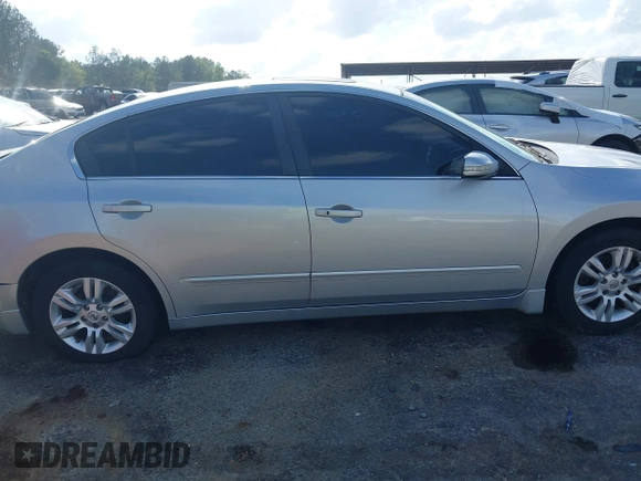 2010 Nissan Altima 2.5 S with VIN 1N4AL2AP0AN565412, listed as a IAAI auction lot 41877732 with 238,090 mi miles. Bid and sale history available at carsss.com. Image 13.
