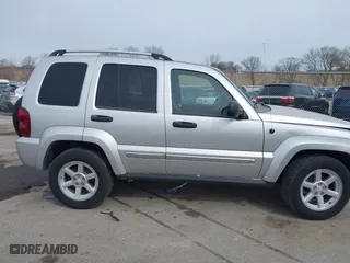 2007 Jeep Liberty Limited with VIN 1J4GL58K97W646776, listed as a IAAI auction lot 41851525 with 141,136 mi miles. Bid and sale history available at carsss.com. Image 13.