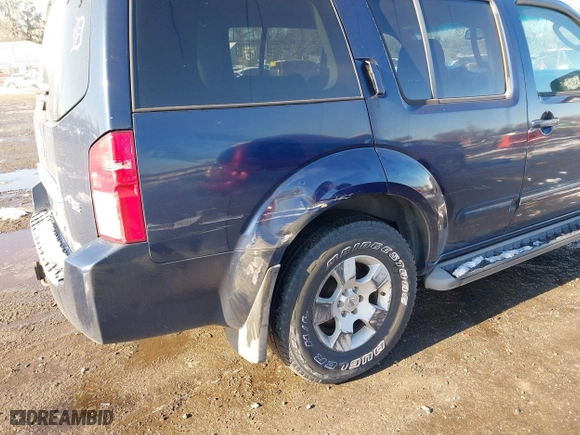 2006 Nissan Pathfinder SE with VIN 5N1AR18U76C676911, listed as a IAAI auction lot 41265946 with 311,141 mi miles. Bid and sale history available at carsss.com. Image 6.