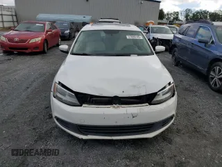 2012 Volkswagen Jetta SE with VIN 3VWDP7AJ4CM335256, listed as a Copart auction lot 57080145 with 228,239 mi miles and Salvage title. Bid and sale history available at DreamBid. Image 5.