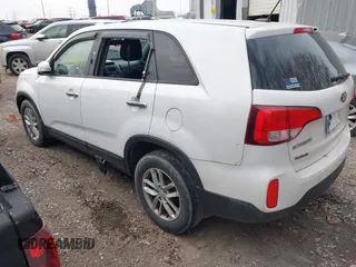2015 Kia Sorento LX with VIN 5XYKT3A62FG651248, listed as a IAAI auction lot 42236436 with 186,601 mi miles and . Bid and sale history available at DreamBid. Image 3.