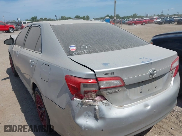 2014 Toyota Camry L with VIN 4T4BF1FK5ER391296, listed as a IAAI auction lot 41935100 with 177,571 mi miles. Bid and sale history available at carsss.com. Image 3.