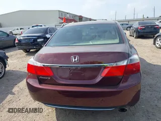 2013 Honda Accord EX z VIN 1HGCR2F73DA029271, wystawiony jako IAAI lot #42301834 z przebiegiem 75 220 mil mil oraz . Historia ofert i sprzedaży dostępna na DreamBid. Obrazek 16.