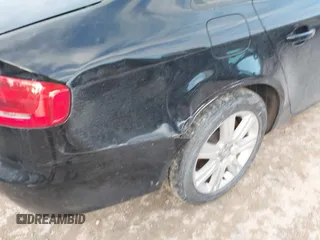 2011 Audi A4 Premium z VIN WAUBFAFL9BN039252, wystawiony jako IAAI lot #41352423 z przebiegiem 153 083 mil mil oraz . Historia ofert i sprzedaży dostępna na DreamBid. Obrazek 6.