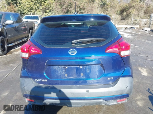 2020 Nissan Kicks SR with VIN 3N1CP5DV7LL535557, listed as a IAAI auction lot 41384085 with 47,147 mi miles. Bid and sale history available at carsss.com. Image 16.