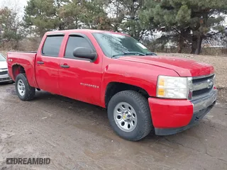 2007 Chevrolet Silverado 1500 LS with VIN 2GCEK13C771669957, listed as a IAAI auction lot 41469542 with 169,857 mi miles. Bid and sale history available at carsss.com. Image 1.