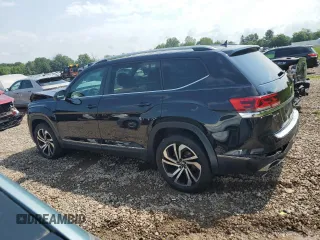 2022 Volkswagen Atlas SEL with VIN 1V2BR2CA1NC560810, listed as a Copart auction lot 63440665 with 54,121 mi miles and Salvage title. Bid and sale history available at DreamBid. Image 2.