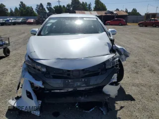 2021 Toyota Prius LE z VIN JTDKAMFP7M3191079, wystawiony jako Copart lot #57529195 z przebiegiem 52 809 mil mil oraz Szkoda całkowita • Salvage title. Historia ofert i sprzedaży dostępna na DreamBid. Obrazek 5.