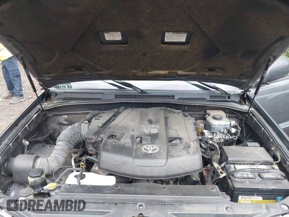 2004 Toyota 4Runner SR5 with VIN JTEBU14R540050485, listed as a IAAI auction lot 42221807 with 195,822 mi miles and . Bid and sale history available at DreamBid. Image 10.
