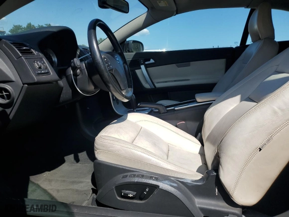 2011 Volvo C70 with VIN YV1672MC6BJ108636, listed as a Copart auction lot 68728354 with 184,174 mi miles and Clean Title. Bid and sale history available at carsss.com. Image 7.
