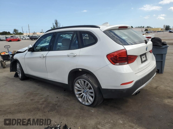 2013 BMW X1 28i with VIN WBAVM1C54DVW42668, listed as a Copart auction lot 47722045 with 71,450 mi miles and Salvage Title. Bid and sale history available at carsss.com. Image 2.