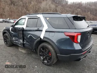 2024 Ford Explorer ST with VIN 1FM5K8GC1RGA38643, listed as a Copart auction lot 50371965 with 9,094 mi miles and Salvage Title. Bid and sale history available at carsss.com. Image 2.