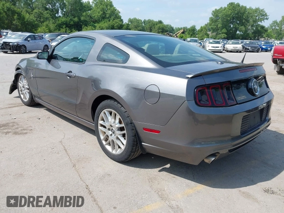 2014 Ford Mustang V6 с VIN 1ZVBP8AM5E5288545, выставлен на аукционе IAAI как лот 42494613 с пробегом 80 897 миль миль и . История ставок и продаж доступна на DreamBid. Изображение 3.