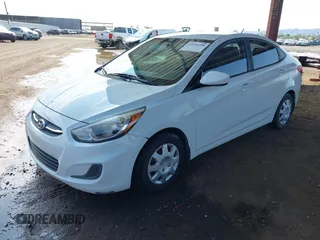 2016 Hyundai Accent SE z VIN KMHCT4AE8GU116292, wystawiony jako IAAI lot #42430290 z przebiegiem 127 084 mil mil oraz . Historia ofert i sprzedaży dostępna na DreamBid. Obrazek 2.