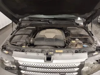 2008 Land Rover Range Rover Sport SC with VIN SALSH23438A137783, listed as a IAAI auction lot 42011109 with 235,113 mi miles and . Bid and sale history available at DreamBid. Image 10.