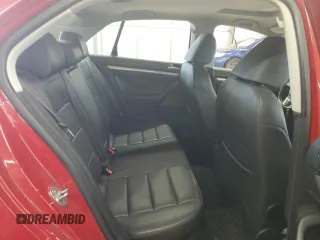2010 Volkswagen Jetta Limited Edition z VIN 3VWRX7AJ1AM115611, wystawiony jako Copart lot #61024355 z przebiegiem 147 830 mil mil oraz Szkoda całkowita • Salvage title. Historia ofert i sprzedaży dostępna na DreamBid. Obrazek 10.