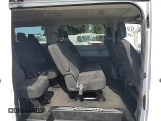 2018 Ford Transit Passenger XL с VIN 1FBZX2YM3JKB05891, выставлен на аукционе Copart как лот 61775515 с пробегом 197 697 миль миль и Чистый • Clean title. История ставок и продаж доступна на DreamBid. Изображение 11.