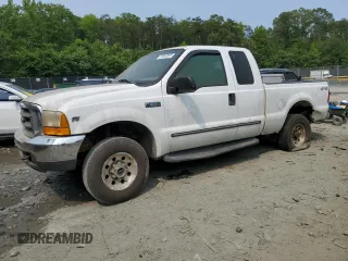 2000 Ford F-250 XL z VIN 1FTNX21L2YEC32524, wystawiony jako Copart lot #59548365 z przebiegiem 245 547 mil mil oraz Czysty tytuł • Clean title. Historia ofert i sprzedaży dostępna na DreamBid. Obrazek 1.