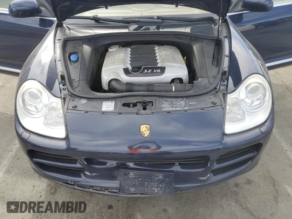 2006 Porsche Cayenne with VIN WP1AA29P06LA21255, listed as a Copart auction lot 70657014 with 112,367 mi miles and Salvage Title. Bid and sale history available at carsss.com. Image 12.