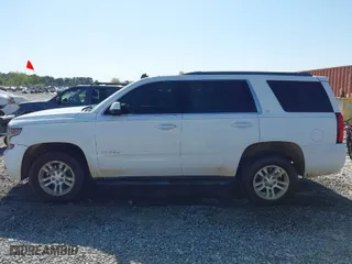 2015 Chevrolet Tahoe LT with VIN 1GNSCBKC4FR171297, listed as a IAAI auction lot 42017924 with 230,165 mi miles. Bid and sale history available at carsss.com. Image 14.
