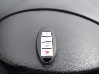 2013 Nissan Altima SV with VIN 1N4AL3AP6DN516838, listed as a IAAI auction lot 42033369 with 181,511 mi miles and . Bid and sale history available at carsss.com. Image 11.