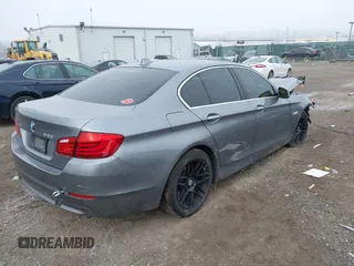 2013 BMW 5 Series 528i xDrive with VIN WBAXH5C5XDD108889, listed as a IAAI auction lot 41620024 with 103,542 mi miles. Bid and sale history available at carsss.com. Image 4.