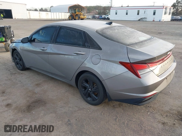 2022 Hyundai Elantra SEL with VIN KMHLM4AG0NU240794, listed as a IAAI auction lot 41738356 with 58,383 mi miles and . Bid and sale history available at DreamBid. Image 3.