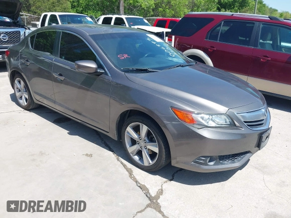 2013 Acura ILX Premium Pkg with VIN 19VDE1F55DE006393, listed as a IAAI auction lot 42001406 with 117,105 mi miles. Bid and sale history available at carsss.com. Image 1.