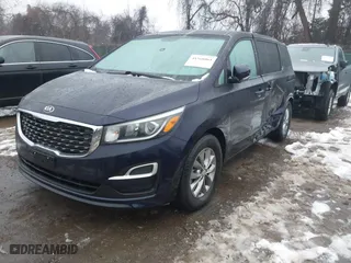 2019 Kia Sedona EX with VIN KNDMB5C17K6570137, listed as a IAAI auction lot 41568061 with 75,453 mi miles. Bid and sale history available at carsss.com. Image 17.
