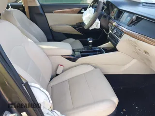 2017 Kia Cadenza Limited with VIN KNALC4J19H5077478, listed as a IAAI auction lot 41514106 with 152,702 mi miles. Bid and sale history available at carsss.com. Image 5.