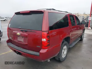 2011 Chevrolet Suburban LT with VIN 1GNSCJE07BR323241, listed as a IAAI auction lot 41548258 with 262,547 mi miles. Bid and sale history available at carsss.com. Image 4.