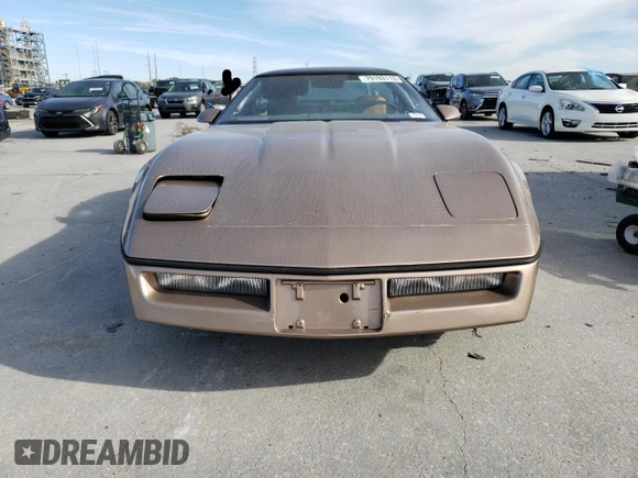 1985 Chevrolet Corvette with VIN 1G1YY0785F5124812, listed as a Copart auction lot 60605264 with 880,422 mi miles and Salvage Title. Bid and sale history available at carsss.com. Image 5.