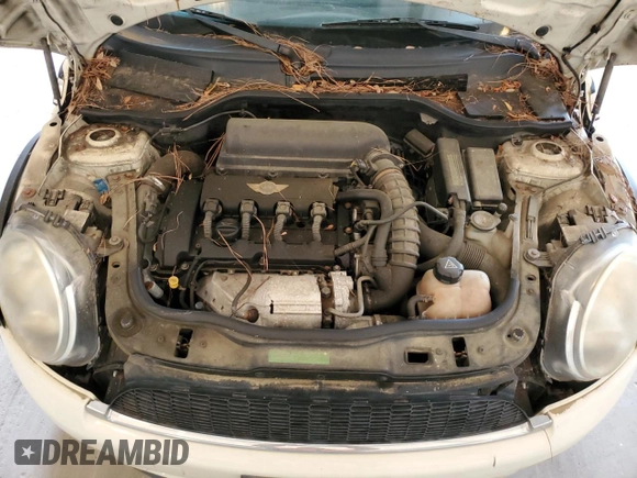 2010 MINI Hardtop S with VIN WMWMF7C5XATX41172, listed as a Copart auction lot 55132775 with 127,674 mi miles and Clean Title. Bid and sale history available at DreamBid. Image 11.