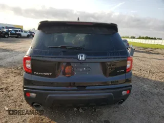 2021 Honda Passport Sport с VIN 5FNYF7H27MB010497, выставлен на аукционе Copart как лот 71591024 с пробегом 49 691 миль миль и Списание • Salvage title. История ставок и продаж доступна на DreamBid. Изображение 6.