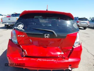 2010 Honda Fit Sport with VIN JHMGE8G40AS007767, listed as a IAAI auction lot 41817571 with 165,351 mi miles and . Bid and sale history available at DreamBid. Image 17.