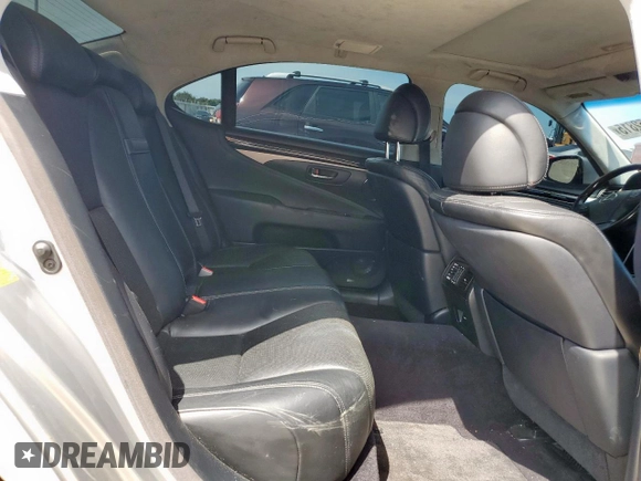 2015 Lexus LS 460 L with VIN JTHGL5EF0F5054330, listed as a Copart auction lot 58452815 with 112,170 mi miles and Salvage title. Bid and sale history available at DreamBid. Image 10.