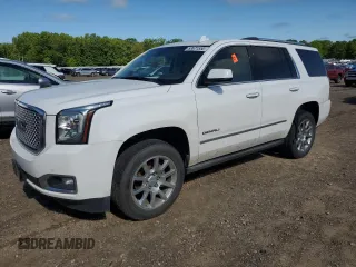 2015 GMC Yukon Denali z VIN 1GKS2CKJ9FR622342, wystawiony jako Copart lot #53671555 z przebiegiem Nie podano mil oraz Czysty tytuł • Clean title. Historia ofert i sprzedaży dostępna na DreamBid. Obrazek 1.